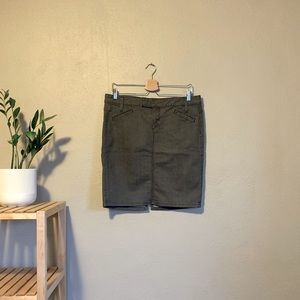 GAP Jeans Gray Denim Knee-Length Pencil Skirt 8